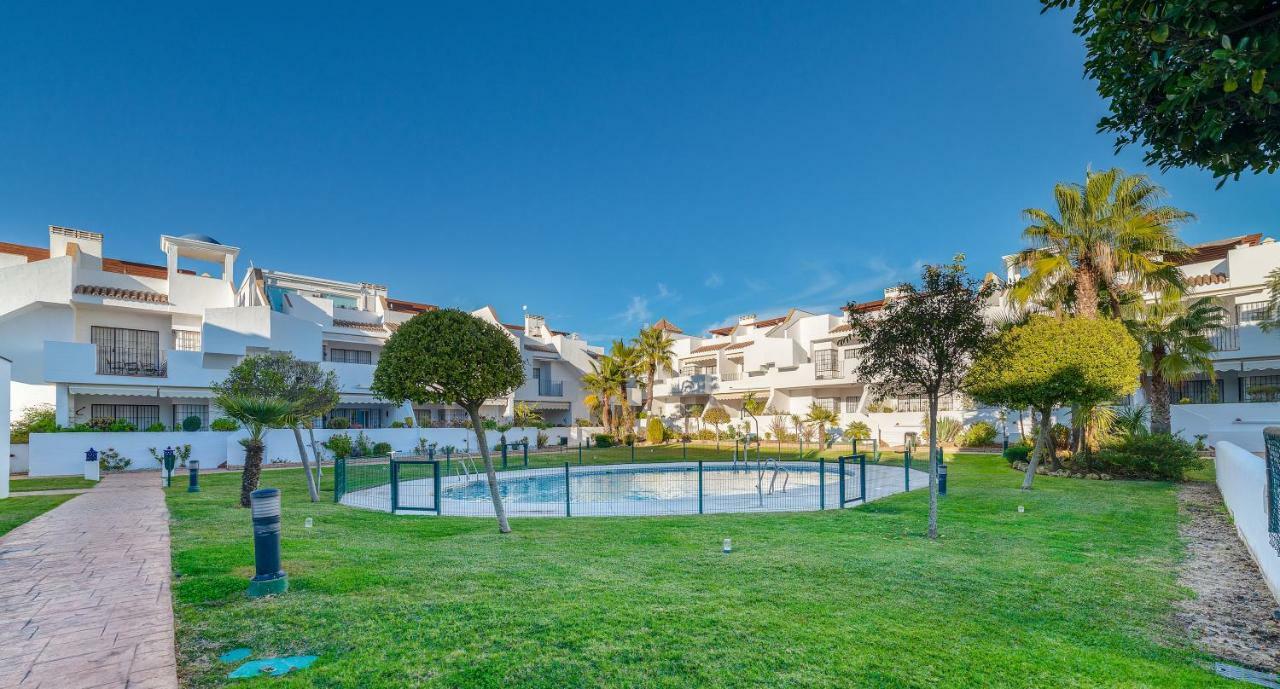 Apartamento En Urbanizacion Hacienda Golf Islantilla Isla Cristina Exterior photo