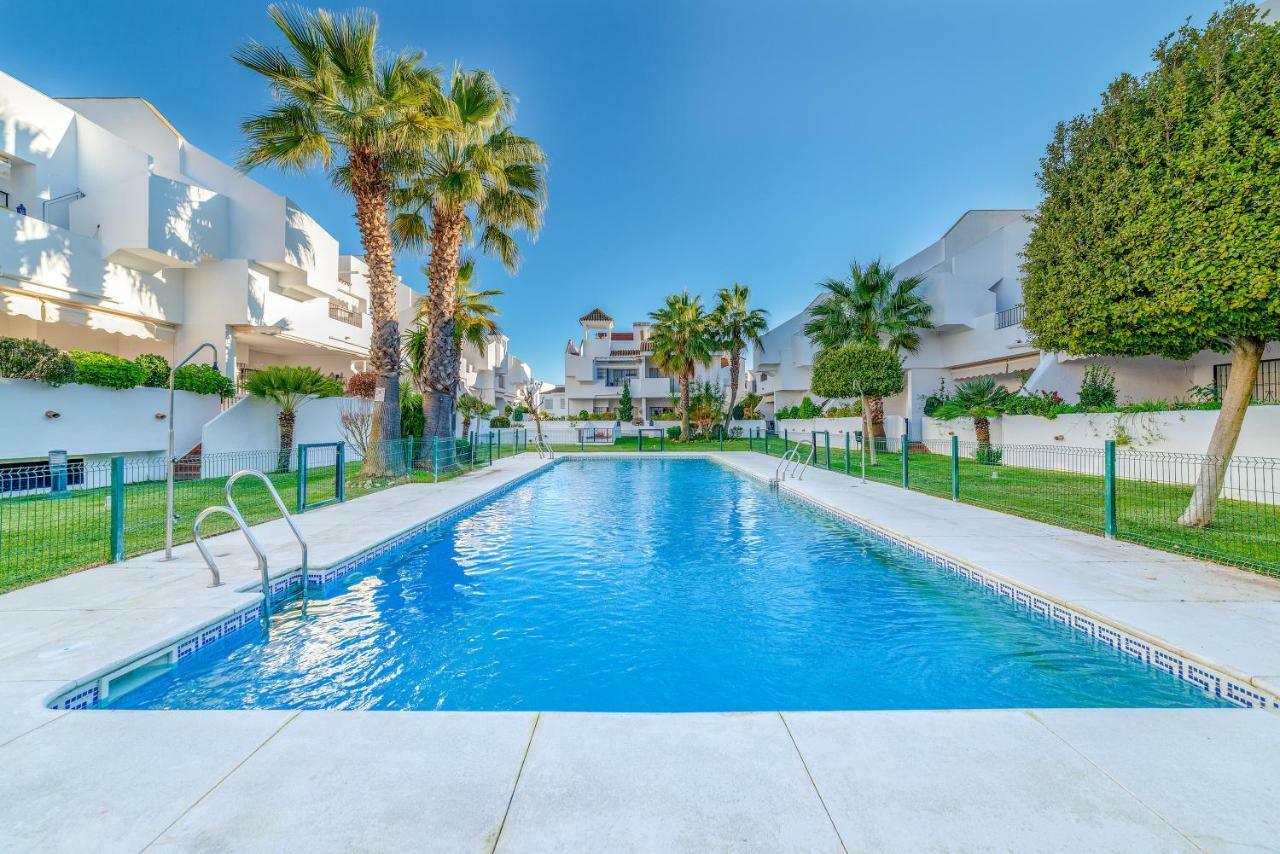 Apartamento En Urbanizacion Hacienda Golf Islantilla Isla Cristina Exterior photo